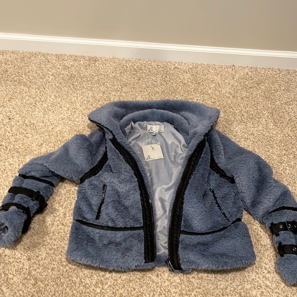 She fur jacket brand new